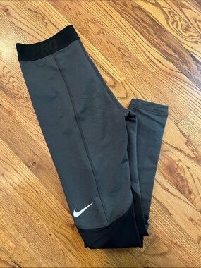 Nike, Black & Gray Pro Dri-FIT Athletic Leggings, Womens small